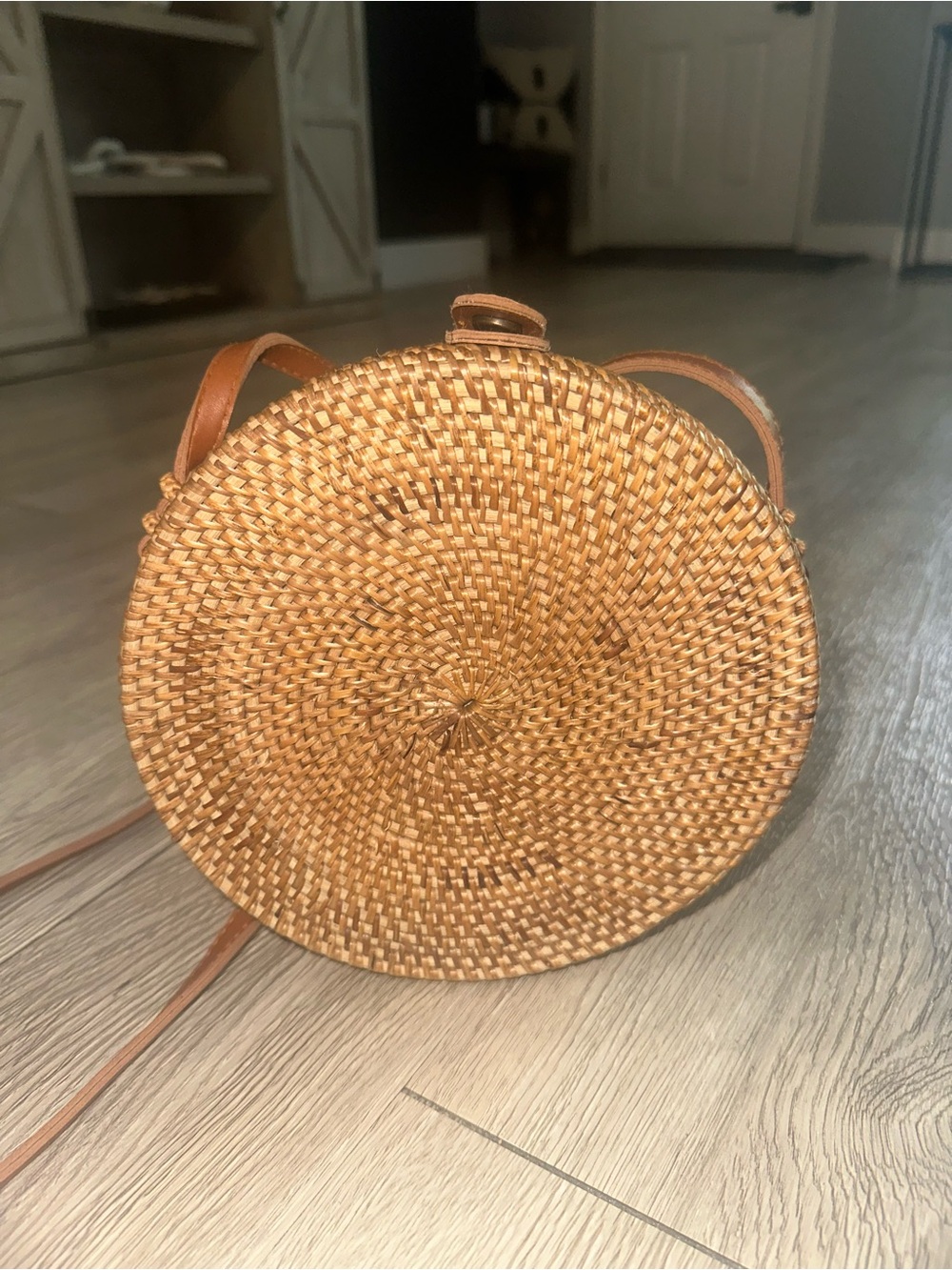 HOBO Round Rattan Straw Crossbody Boho Bag Purse